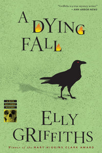 A Dying Fall (Ruth Galloway Mysteries, 5)